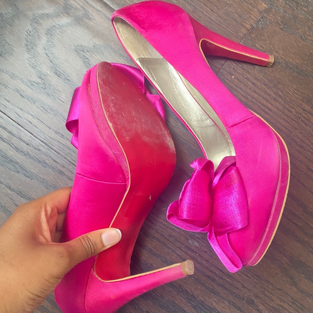 Shoes - Picture 3 of 3